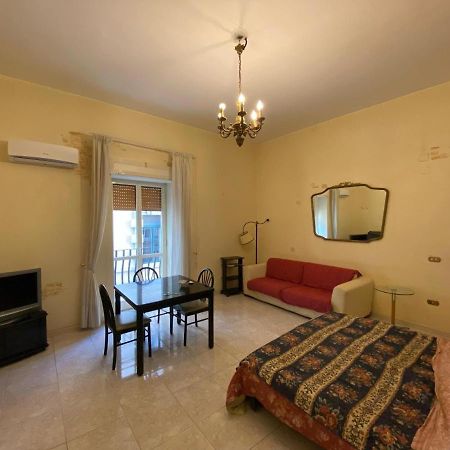 El Puerto Short Let Apartment เนเปิลส์ ภายนอก รูปภาพ