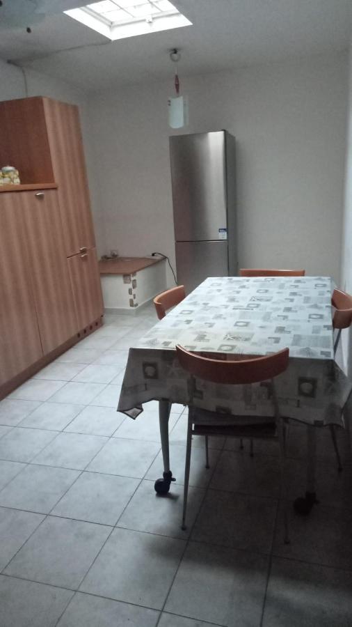 El Puerto Short Let Apartment เนเปิลส์ ภายนอก รูปภาพ