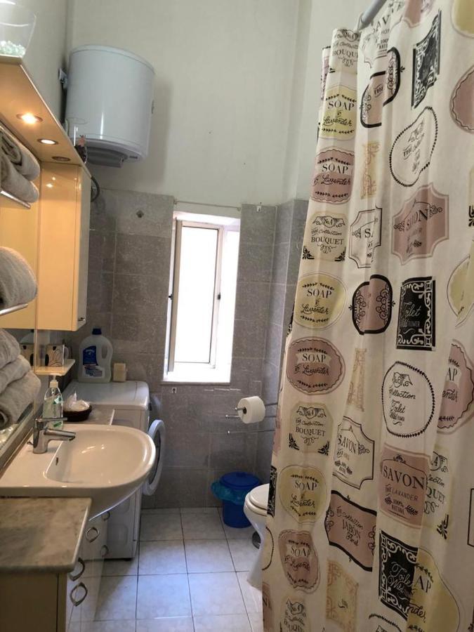 El Puerto Short Let Apartment เนเปิลส์ ภายนอก รูปภาพ
